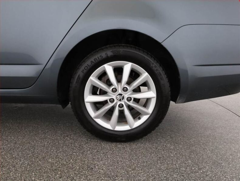 Škoda Octavia - hlavní fotka