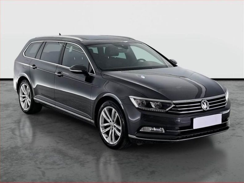 Volkswagen Passat - hlavní fotka inzerátu