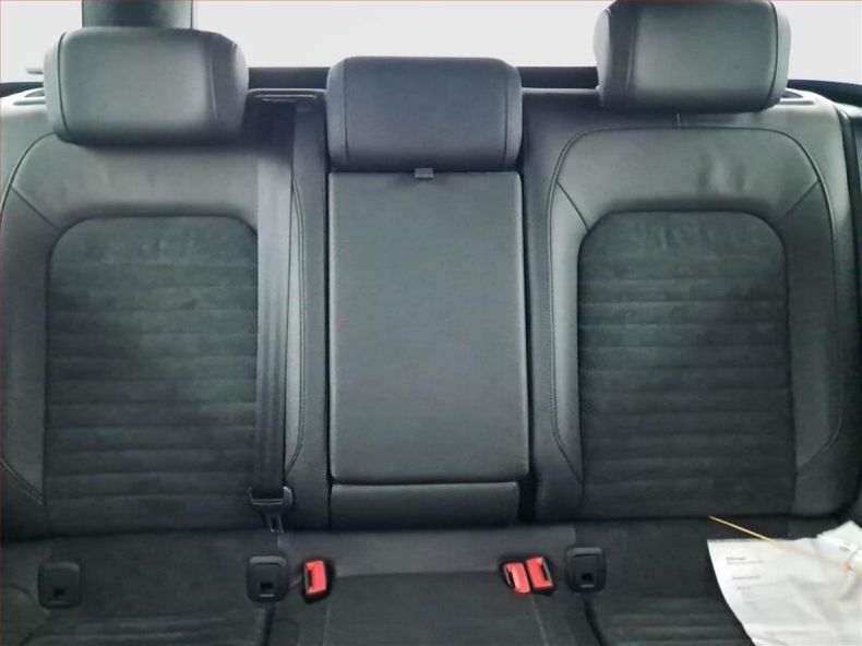 Volkswagen Passat - hlavní fotka