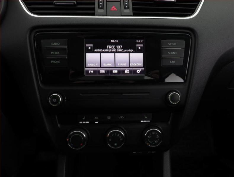 Škoda Octavia - hlavní fotka