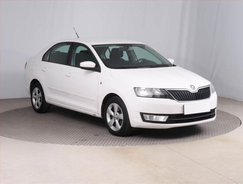 Škoda Rapid - hlavní foto