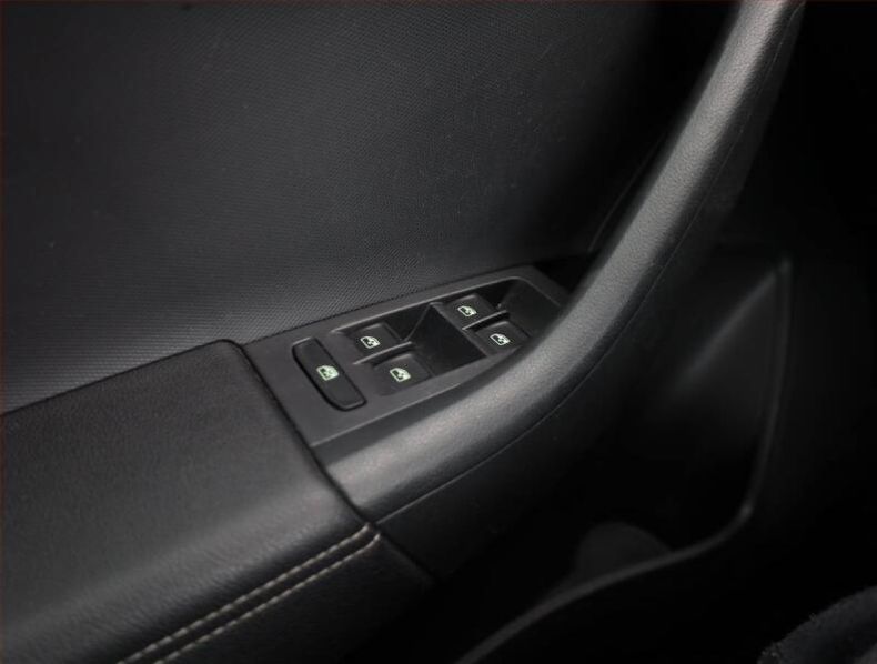 Škoda Rapid - hlavní fotka