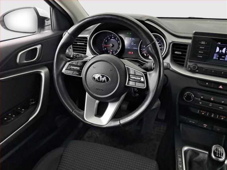 Kia Cee'd - hlavní fotka