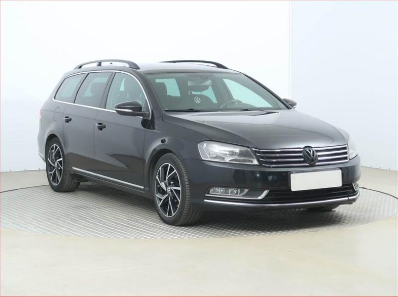 Volkswagen Passat - hlavní fotka inzerátu