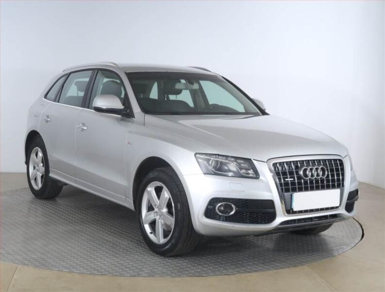 Audi Q5 - hlavní foto