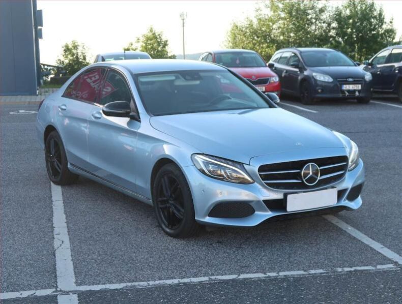 Mercedes Třída C - hlavní foto