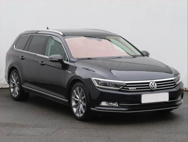 Volkswagen Passat - hlavní fotka inzerátu