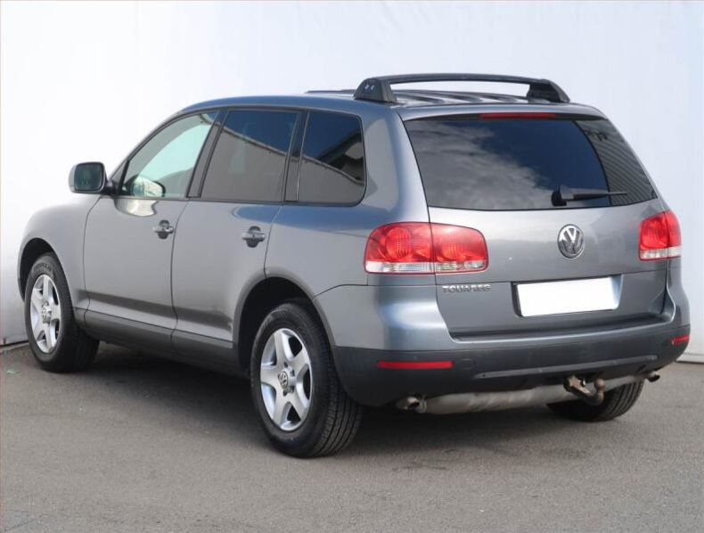 Volkswagen Touareg - hlavní fotka