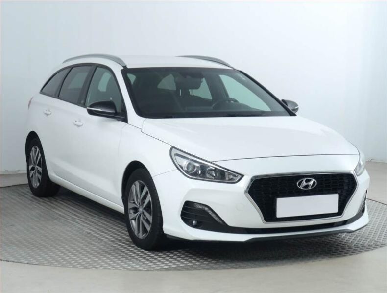 Hyundai i30 - hlavní foto