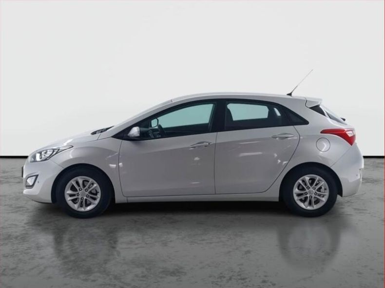 Hyundai i30 - hlavní fotka