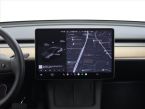 Tesla Model Y - fotka číslo 10