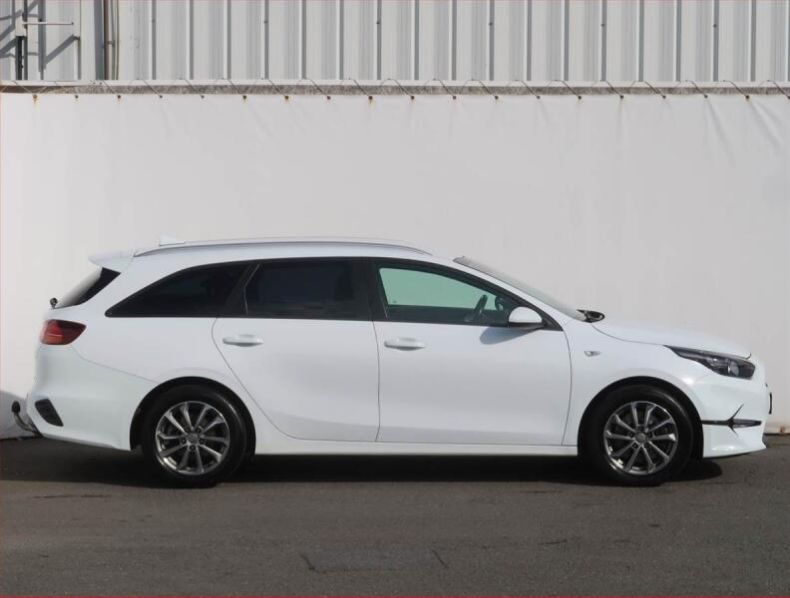 Kia Cee'd - hlavní fotka