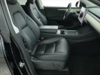 Tesla Model Y - fotka číslo 8