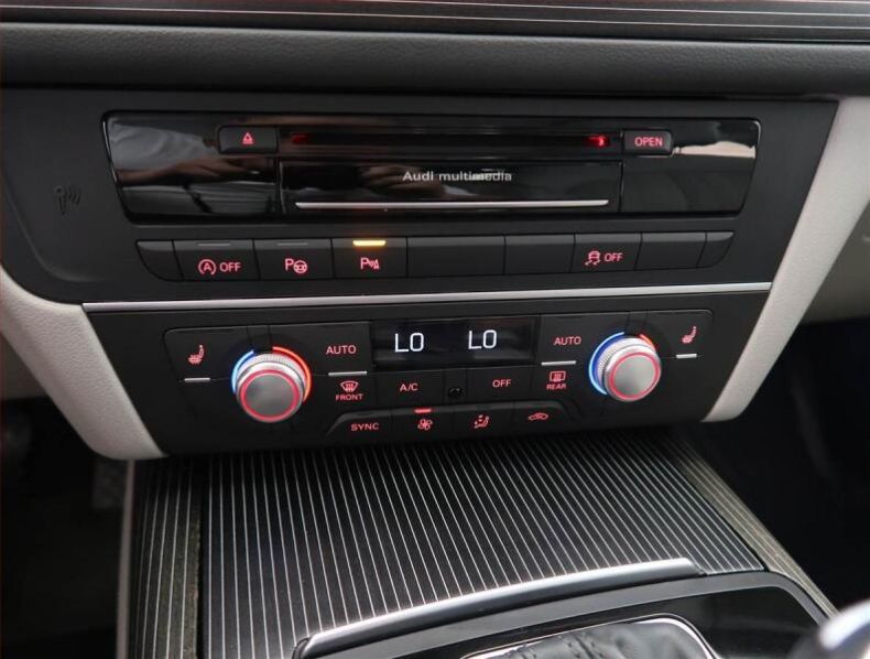 Audi A6 - hlavní fotka