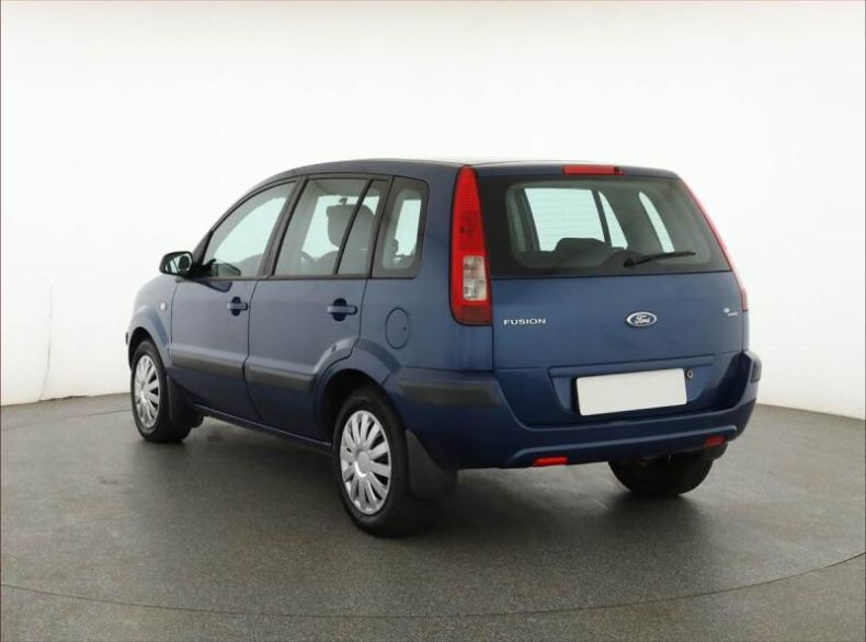 Ford Fusion - hlavní fotka