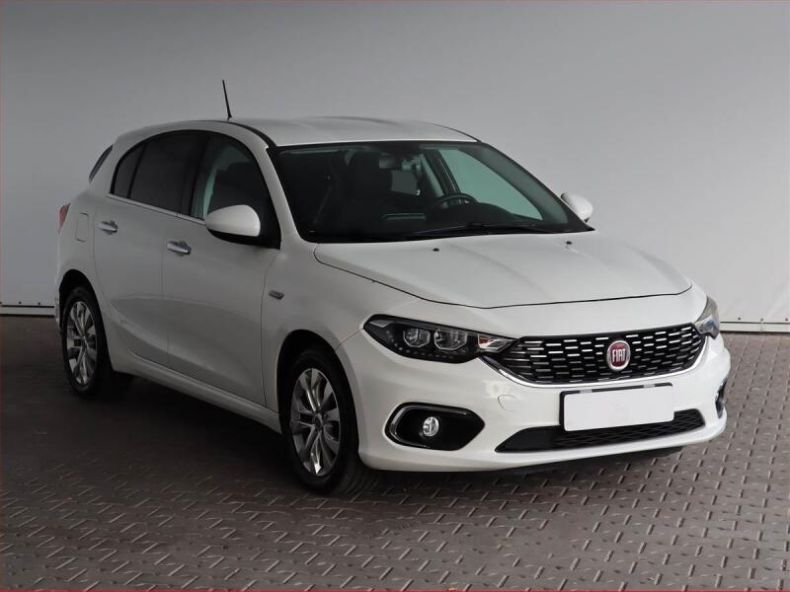 Fiat Tipo - hlavní fotka inzerátu
