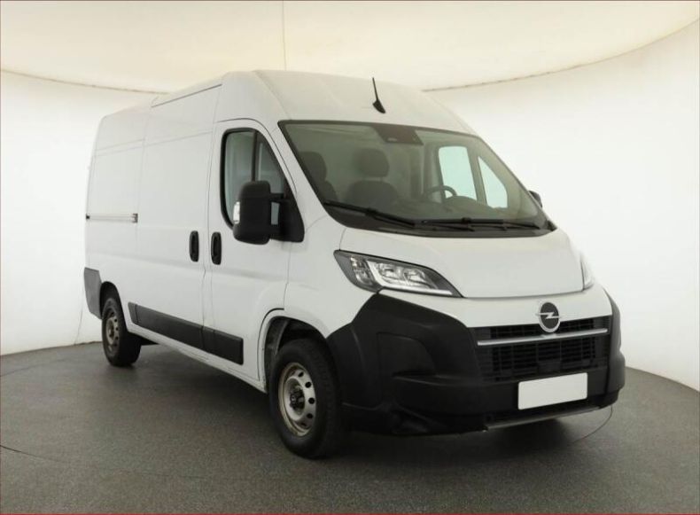 Opel Movano - hlavní foto