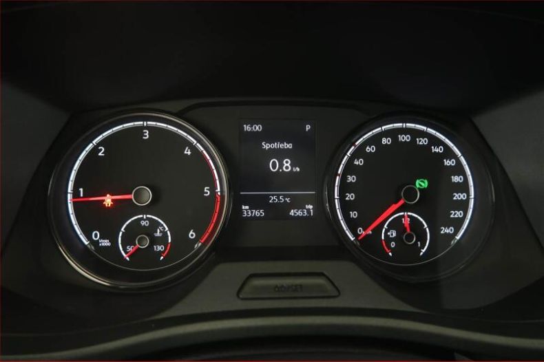 Volkswagen Caravelle - hlavní fotka