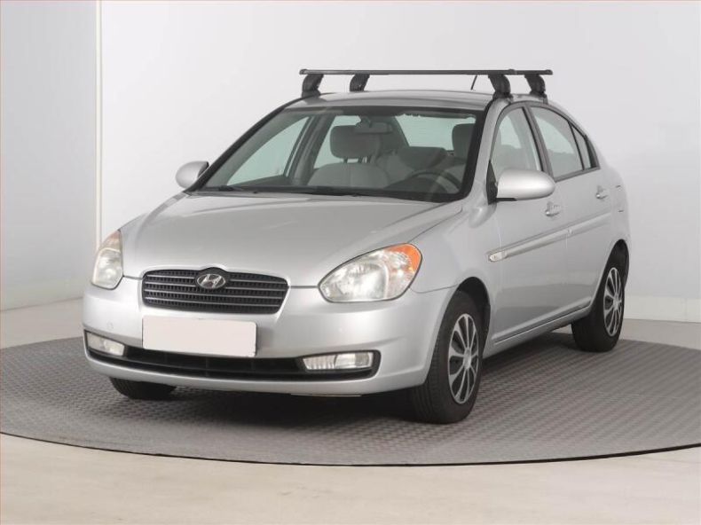 Hyundai Accent - hlavní fotka