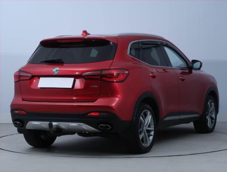 MG HS - hlavní fotka