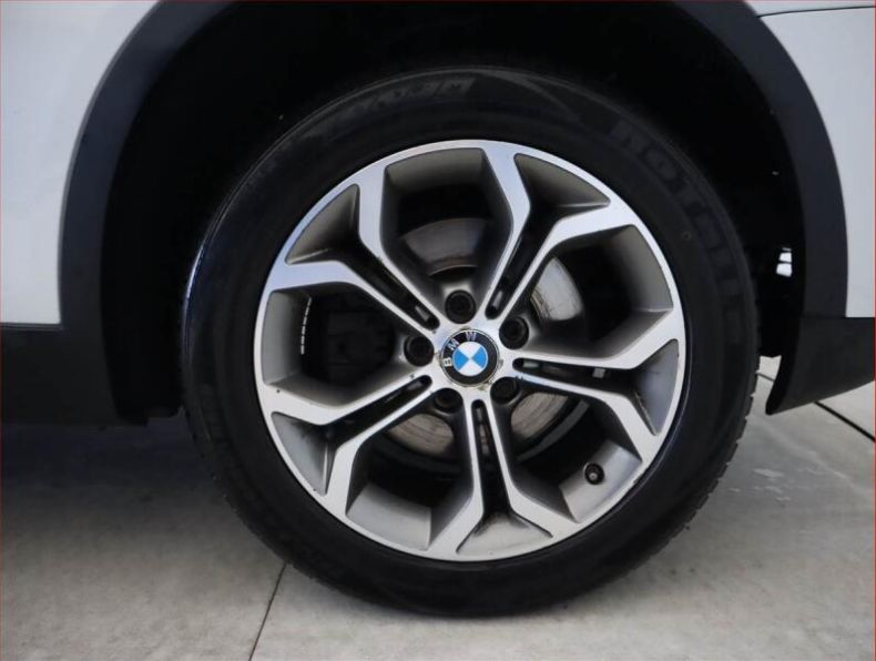 BMW X4 - hlavní fotka