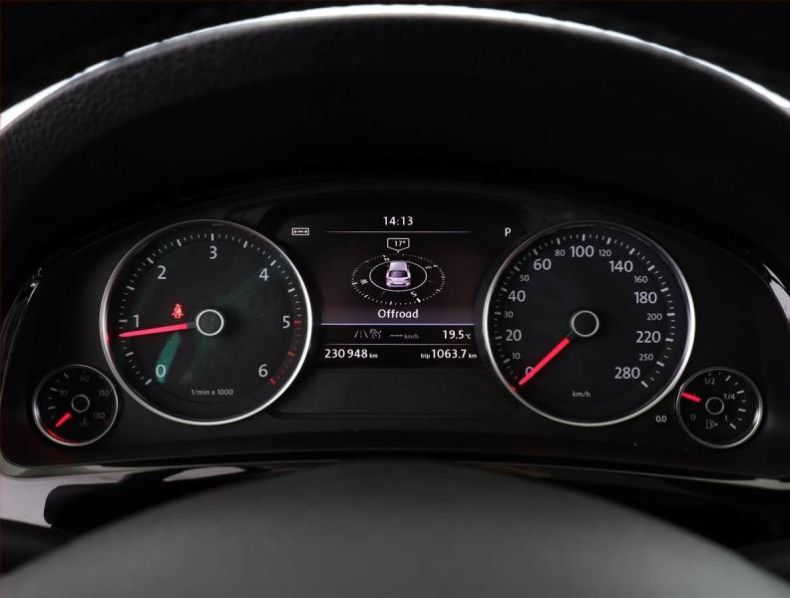 Volkswagen Touareg - hlavní fotka