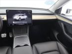 Tesla Model Y - fotka číslo 7