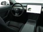 Tesla Model 3 - fotka číslo 6