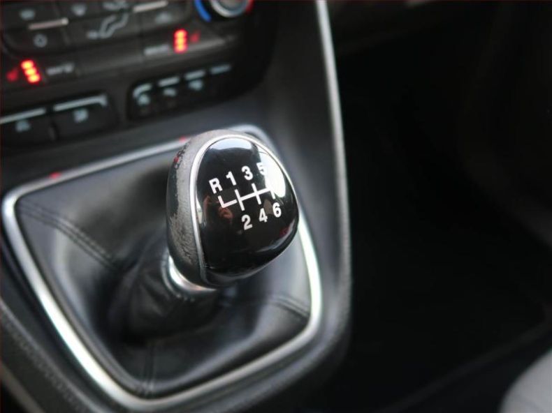 Ford Tourneo - hlavní fotka