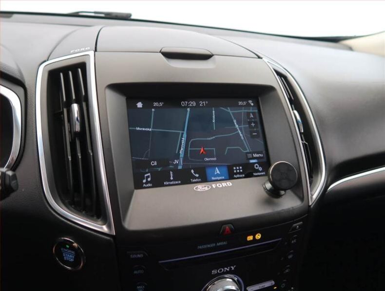 Ford Edge - hlavní fotka