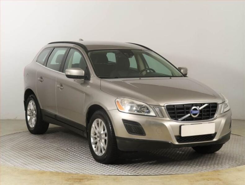 Volvo XC60 - hlavní foto