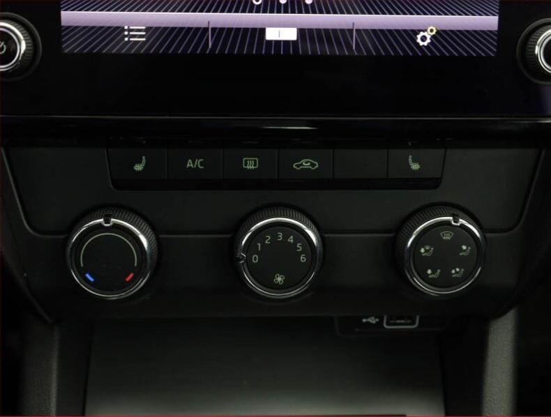 Škoda Octavia - hlavní fotka