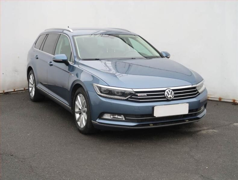 Volkswagen Passat - hlavní fotka inzerátu
