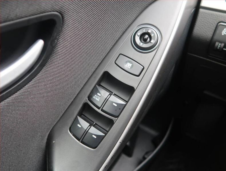 Hyundai i30 - hlavní fotka