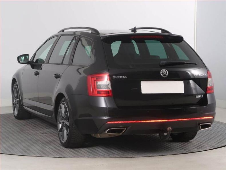 Škoda Octavia - hlavní fotka