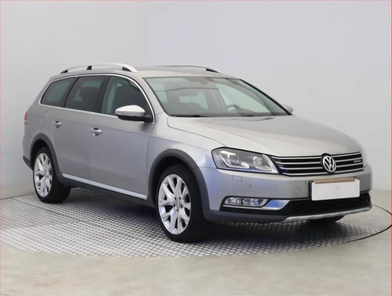 Volkswagen Passat - hlavní fotka inzerátu