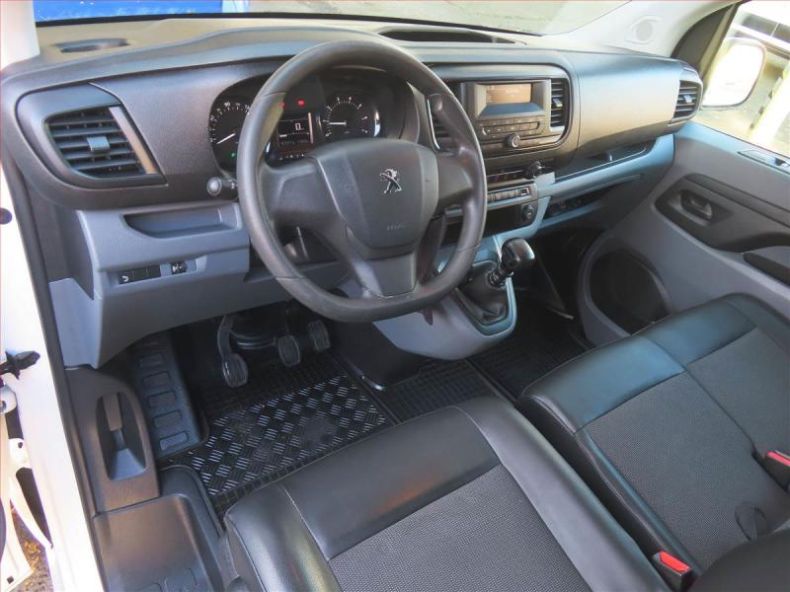 Volkswagen Golf - hlavní foto