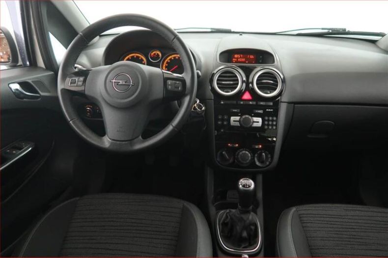 Opel Corsa - hlavní fotka