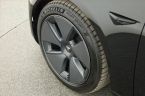 Tesla Model 3 - fotka číslo 17