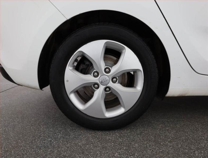 Kia Carens - hlavní fotka