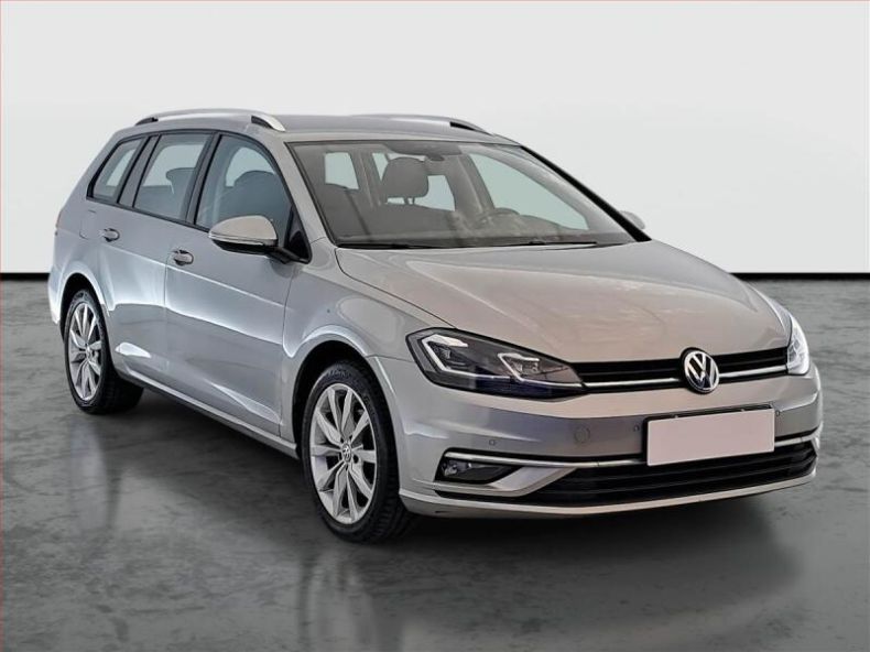 Volkswagen Golf - hlavní foto