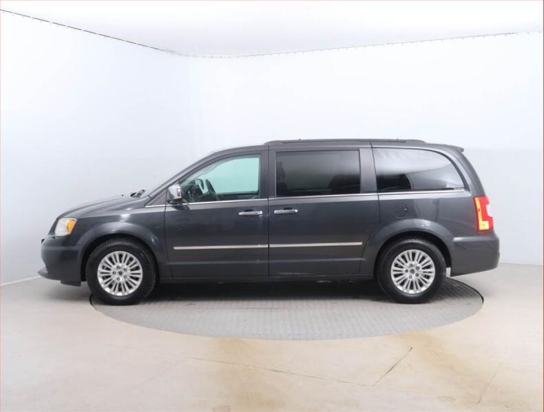 Lancia Voyager - hlavní fotka