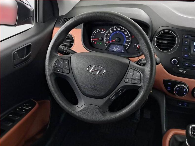 Hyundai i10 - hlavní fotka
