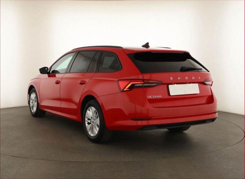 Škoda Octavia - hlavní fotka
