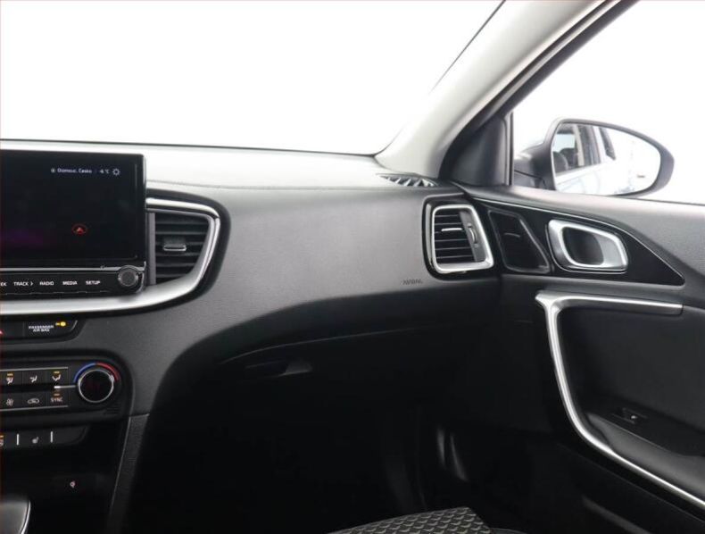 Kia XCeed - hlavní fotka