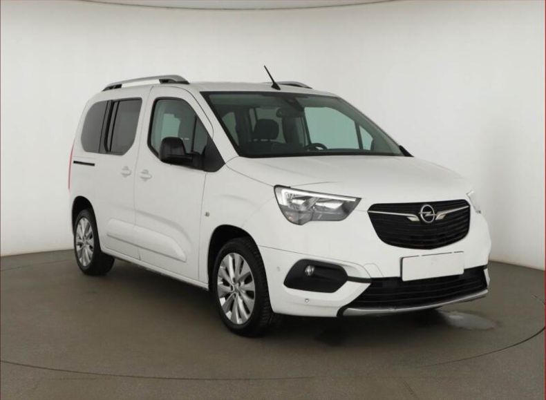 Opel Combo - hlavní foto