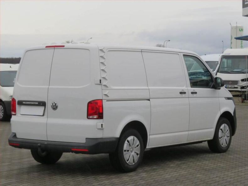 Volkswagen Transporter - hlavní fotka
