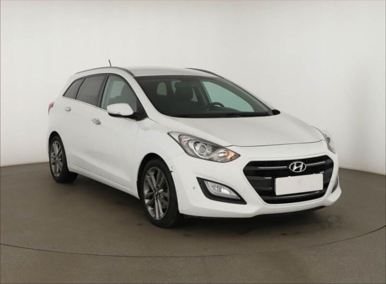 Hyundai i30 - hlavní foto