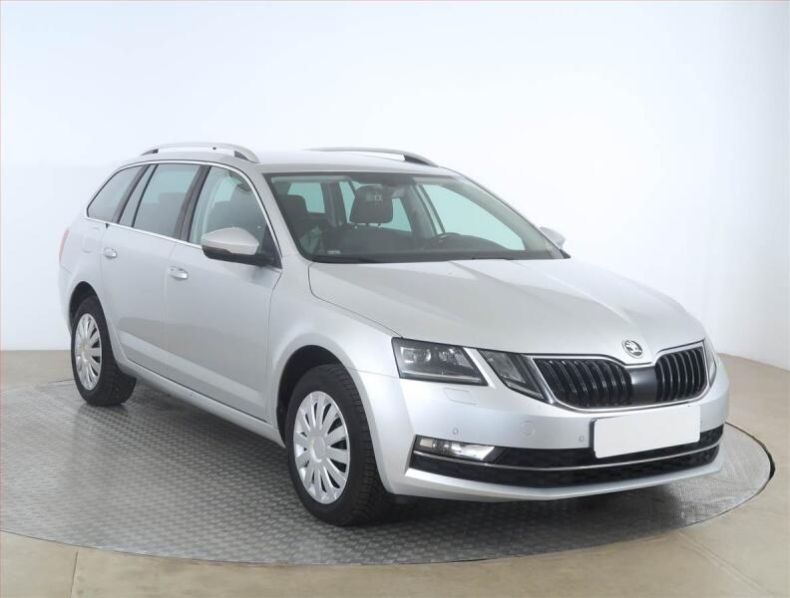 Škoda Octavia - hlavní foto