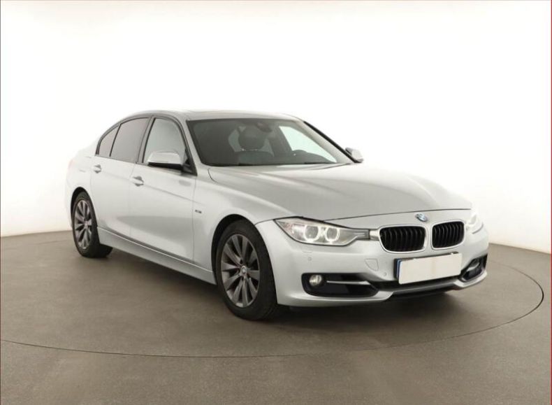 BMW Řada 3 - hlavní foto